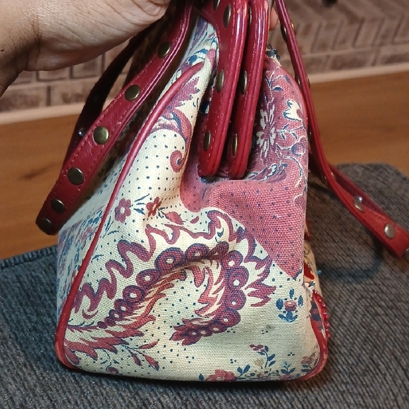 Isabella Fiore Patchwork Handbag | Beaded & Embroidered Boho Satchel - Picture 7 of 9